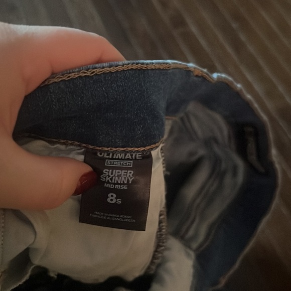 In great shape! Small paint stain pictured above, not super noticeable - Picture 4 of 4